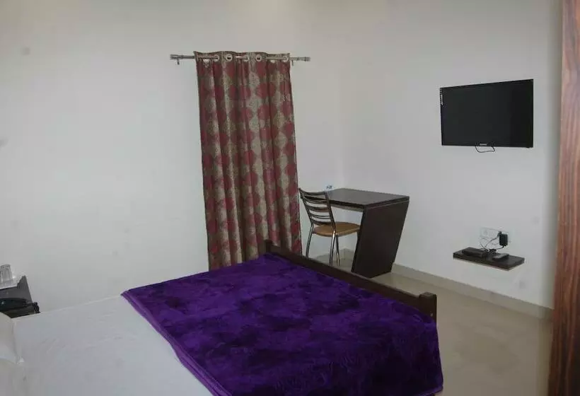 Hotel Surya