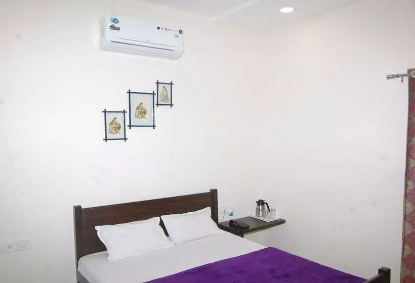 Hotel Surya