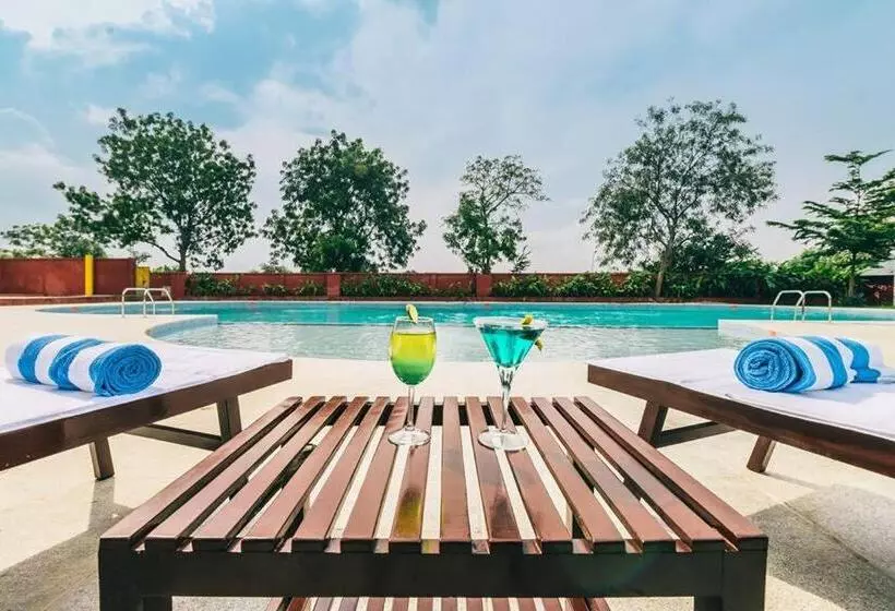 Hotelli The Greenfields Resort And Convention