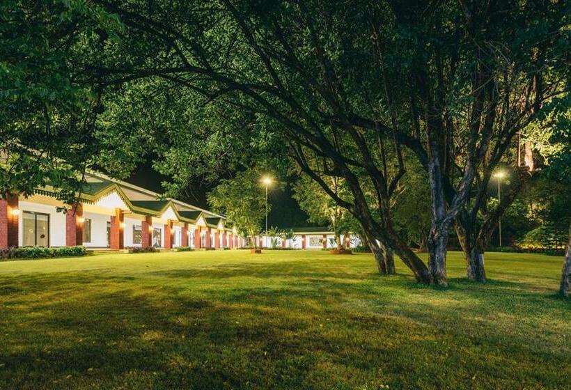 Hotel The Greenfields Resort And Convention