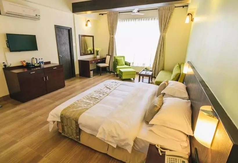 Hotelli The Greenfields Resort And Convention