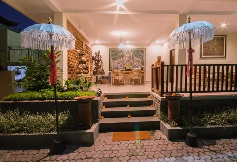 Hotelli Uma Dawa Resort And Spa