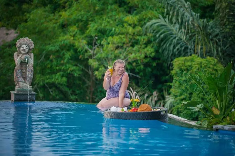 Hotelli Uma Dawa Resort And Spa