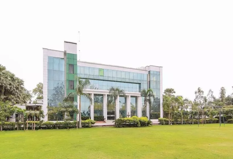 Hotelli Una Comforts Exotica