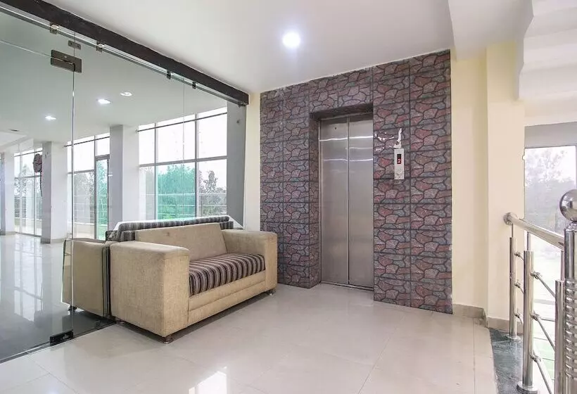 Hotelli Una Comforts Exotica