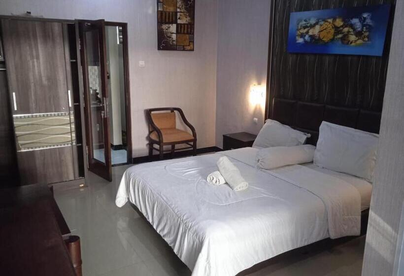 פנסיון New Kubu Di Bukit