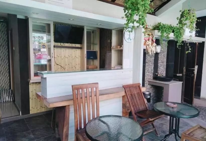 ペンション New Kubu Di Bukit