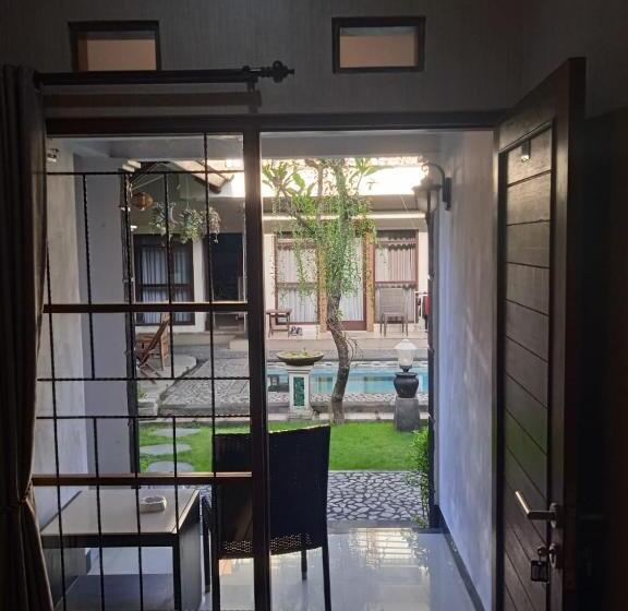 פנסיון New Kubu Di Bukit