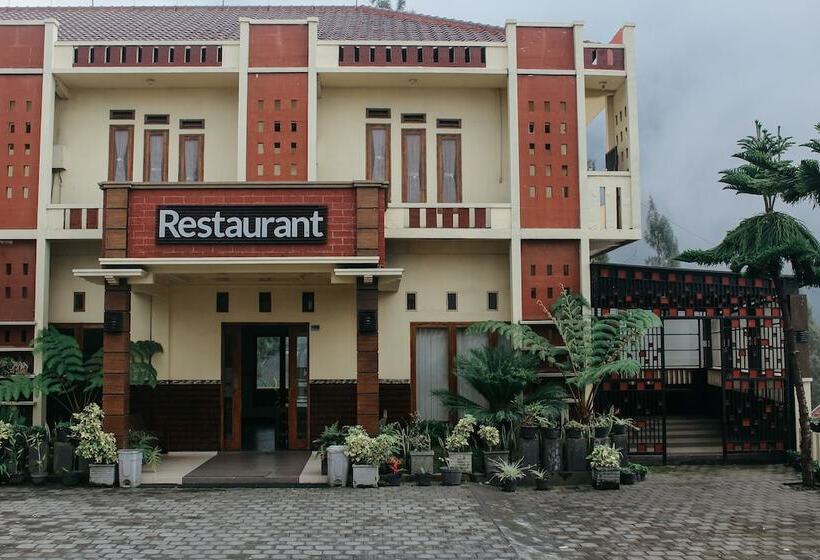 Yoschi S Hotel Bromo