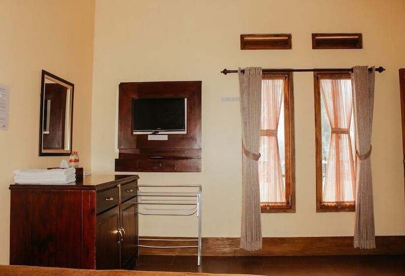 Yoschi S Hotel Bromo