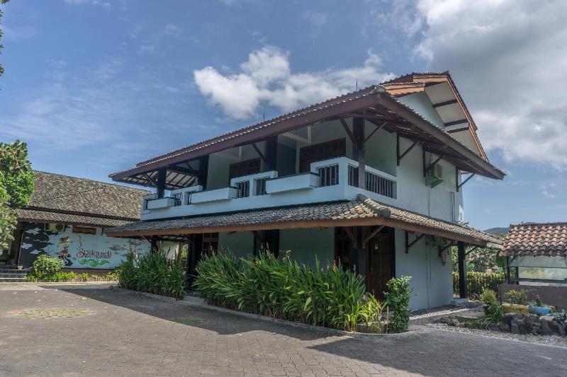 Srikandi Hotel By Oyo Rooms