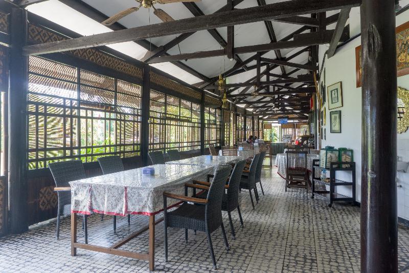 Srikandi Hotel By Oyo Rooms