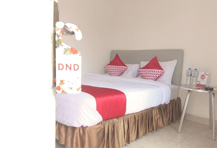 فندق صغير Garuda By Oyo Rooms