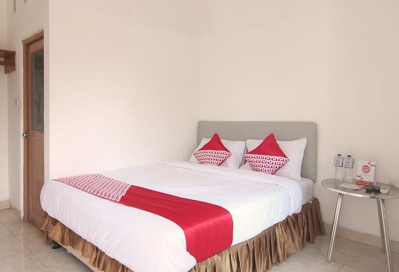 فندق صغير Garuda By Oyo Rooms