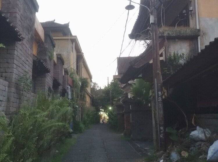 ベッドアンドブレックファースト Dudek Homestay