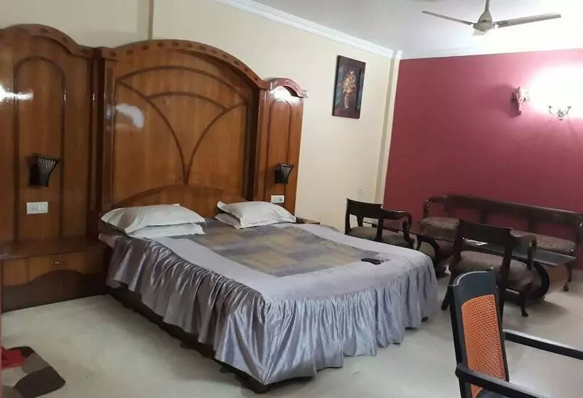 Aamiaismajoitus (B&B) Pramod