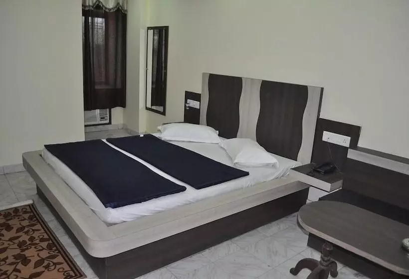 Aamiaismajoitus (B&B) Pramod