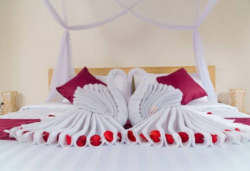 Bed and Breakfast Three Gold Luxury Private Villa