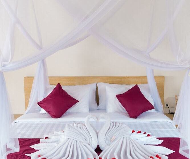 Bed and Breakfast Three Gold Luxury Private Villa