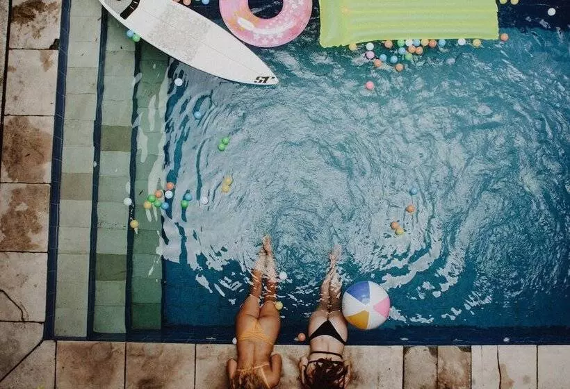 Canggu Surf Hostel