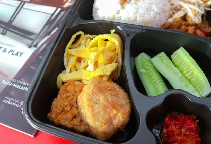 Otel Front One Inn Muntilan