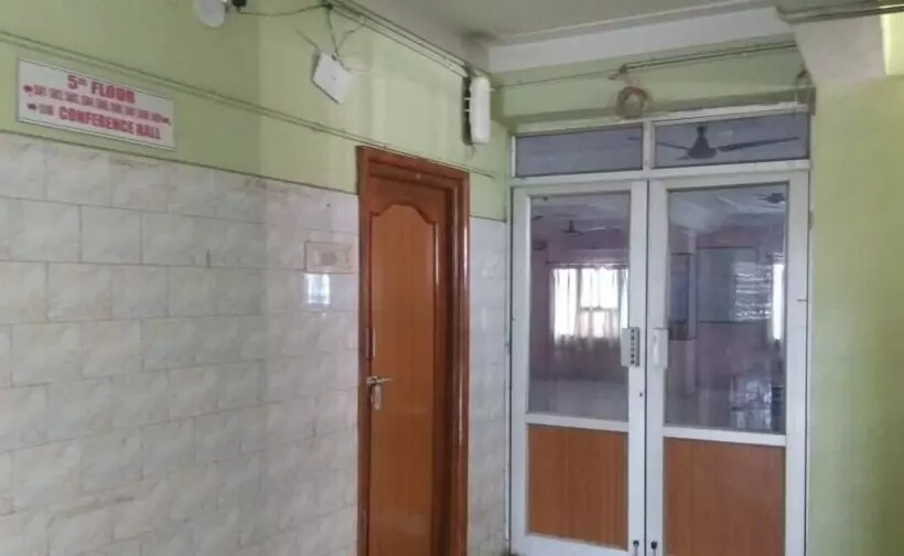 ホテル Iroomz  Amaravathi