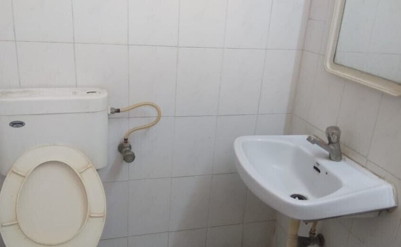 Hotelli Iroomz  Amaravathi