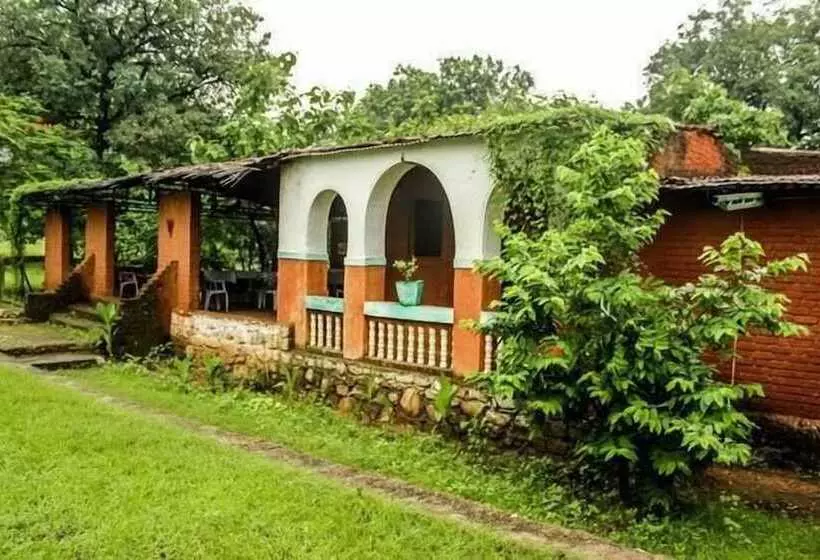 Hotelli Polo Forest Cottage