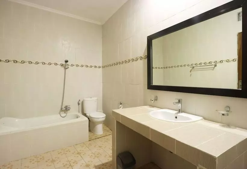 ホテル Puspa Graha Villatel