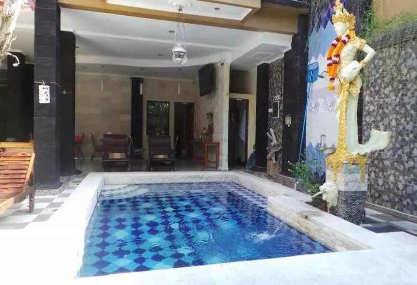 ホテル Puspa Graha Villatel