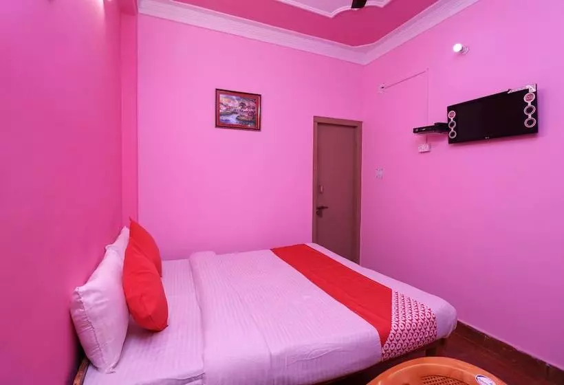 ホテル Riya Residency By Oyo Rooms