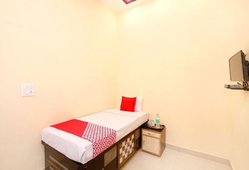 酒店 Royal Lifestyle By Oyo Rooms