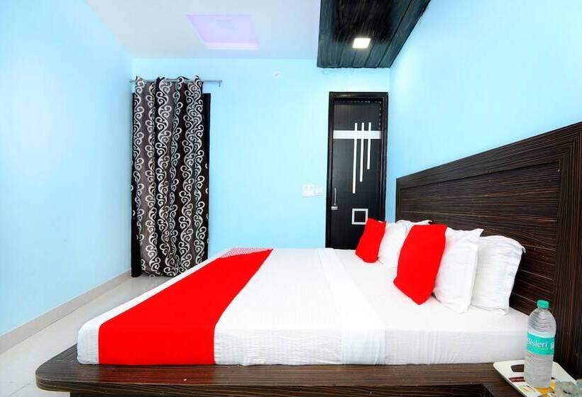 酒店 Royal Lifestyle By Oyo Rooms