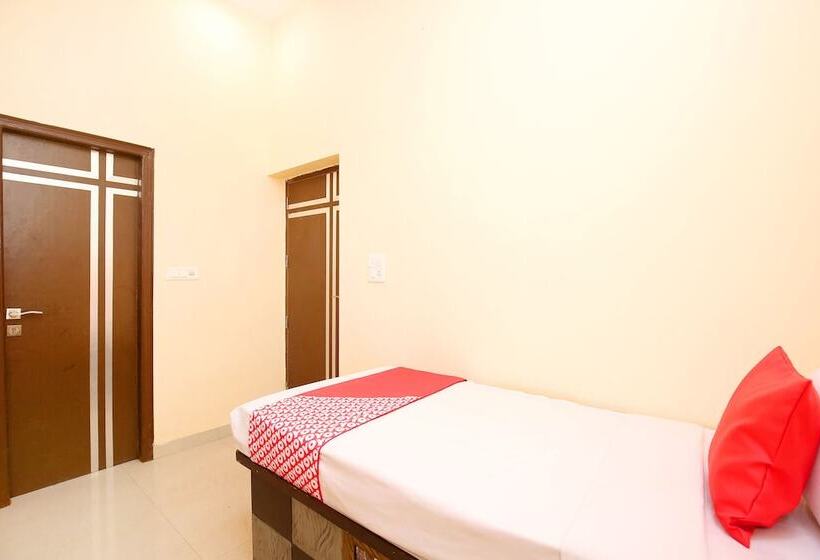 酒店 Royal Lifestyle By Oyo Rooms