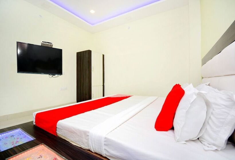 酒店 Royal Lifestyle By Oyo Rooms