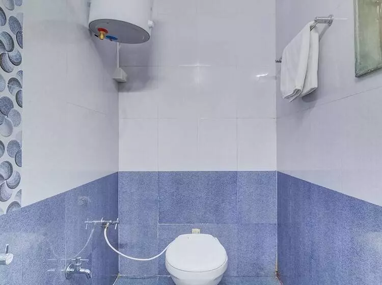 Viraj Hotel By Oyo Rooms
