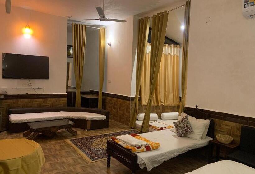 Haveli Expedition & Resort