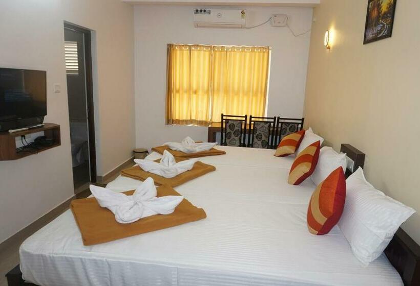 Hotel Hisham Residency
