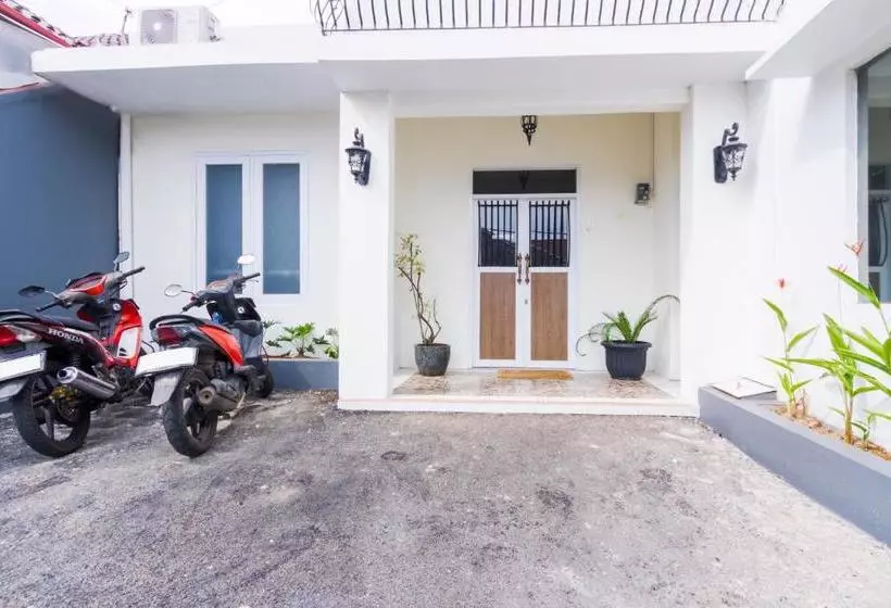 ホテル House Of Mahira Syariah Mitra Reddoorz