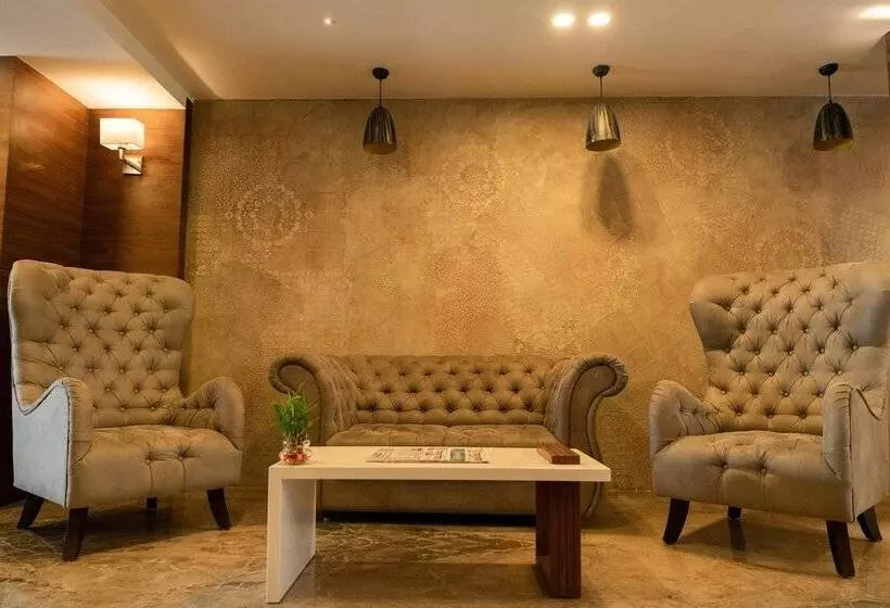 ホテル Regenta Inn Morbi