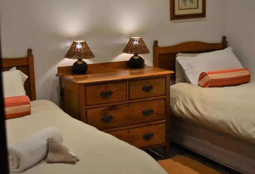 ホテル Strandveld Vineyards Cottages