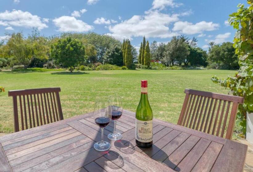 בית מלון כפרי Strandveld Vineyards Cottages