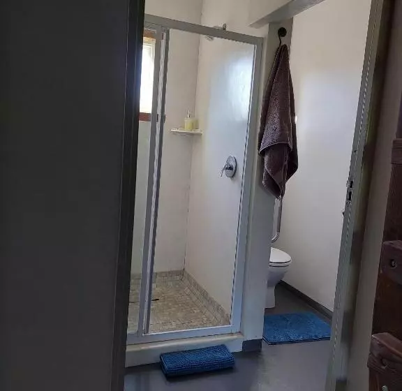 ペンション Kimi's Cottage