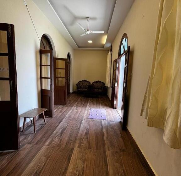 منتجع Kstdc Hotel Mayura Pine Top Nandi Hills