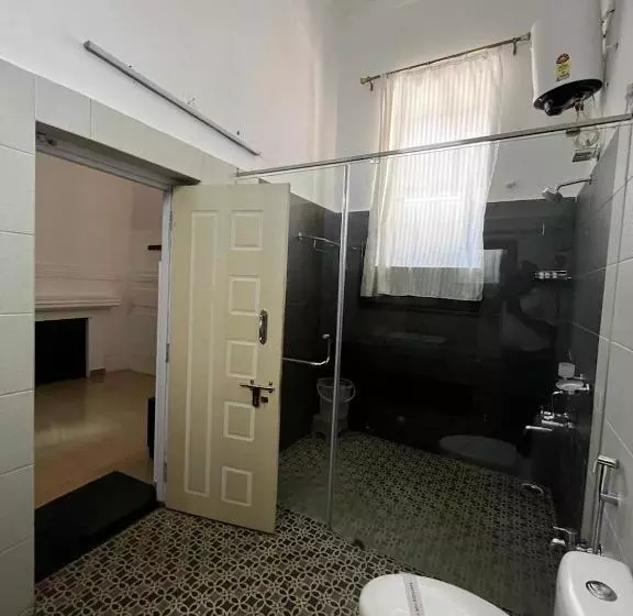 Lomakeskus Kstdc Hotel Mayura Pine Top Nandi Hills