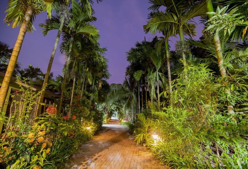 Resort Silvanus Forest Retreat By Madstays, Alibaug