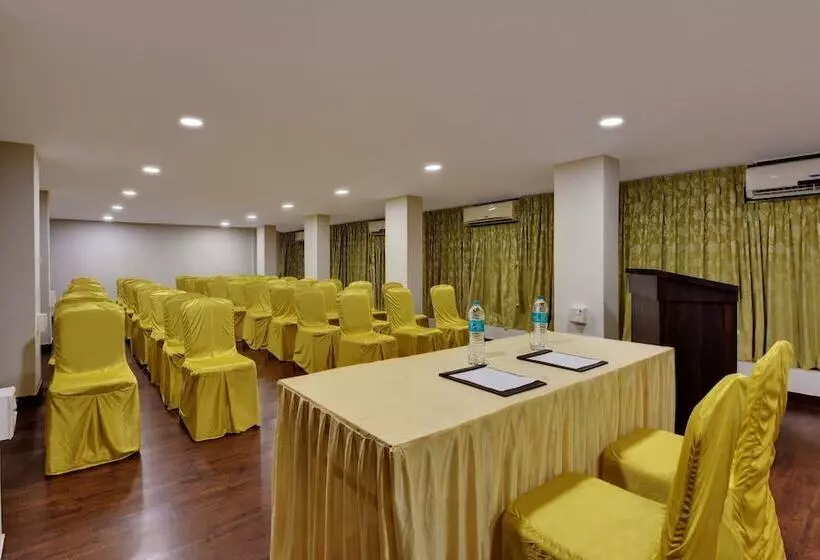 リゾートホテル Silvanus Forest Retreat By Madstays, Alibaug