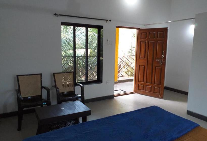 Resort Sunshine Beach Cottage