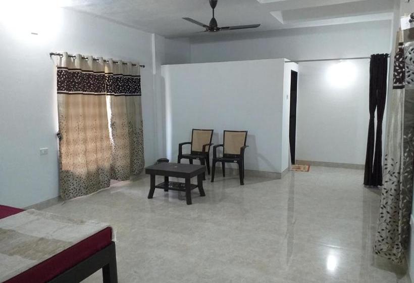 Resort Sunshine Beach Cottage