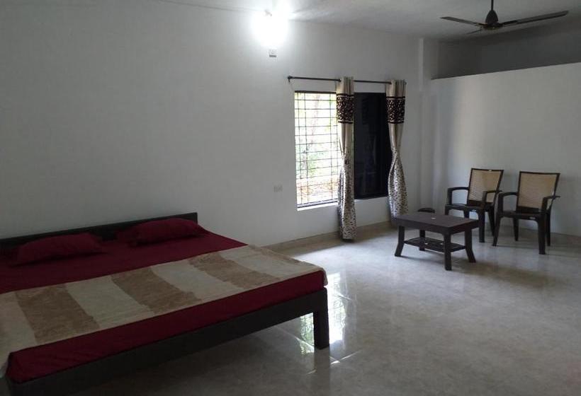 Resort Sunshine Beach Cottage